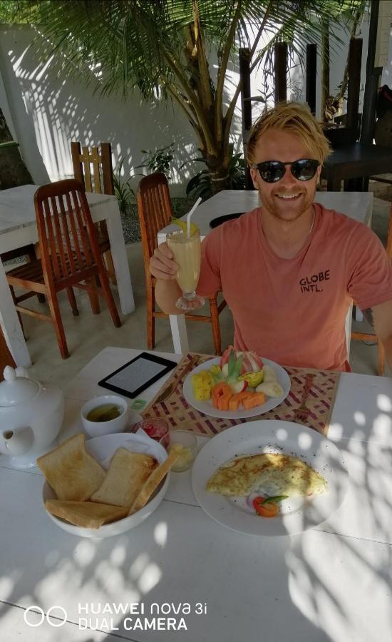 Sandil Surf House Ahangama Eksteriør billede